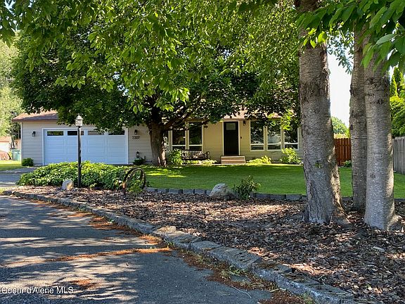 4th image of 2207 W Medoc Ct