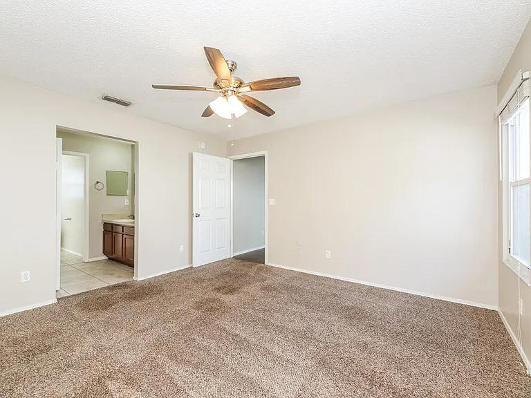 881 Jackson Rd — Photo 12