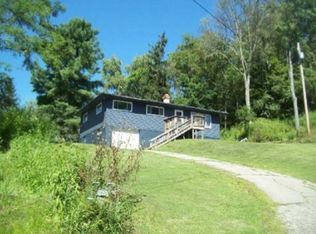 19 Crescent St, Wheeling, WV 26003