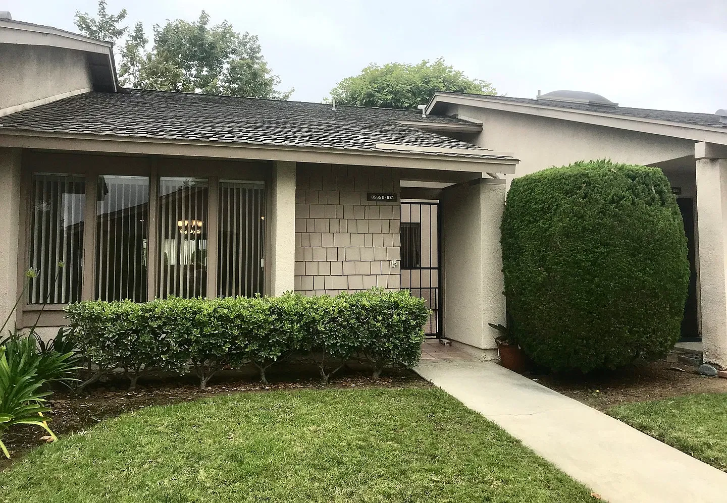 Two Bedroom, 2 Bathroom Condo in a Beautiful Community in Huntington! — Photo 1