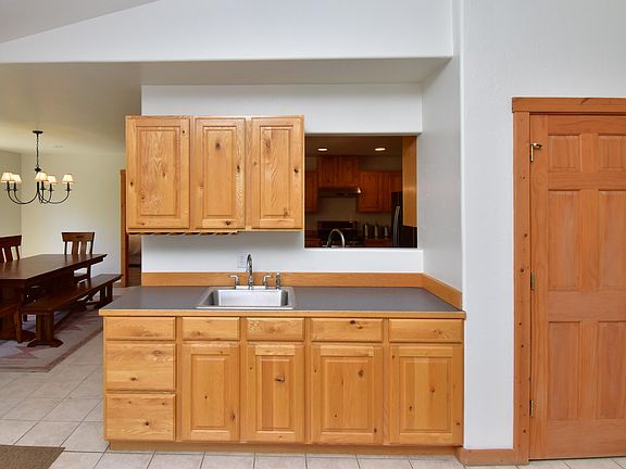 5th image of 341 Ridgeview Dr