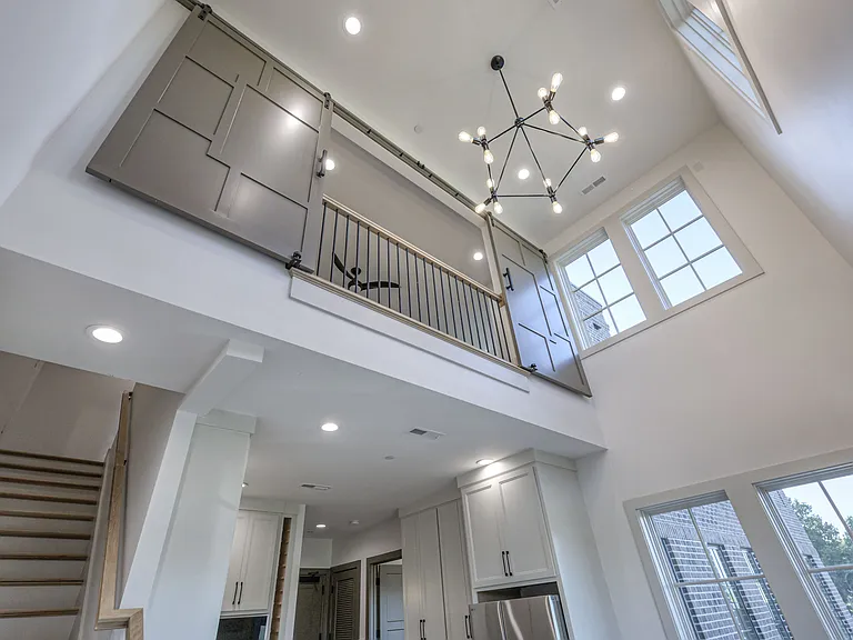 1025 Southwalk Dr — Photo 42