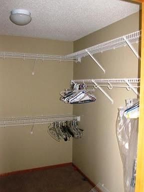 4th image of 10887 Oak Grove Cir Unit A