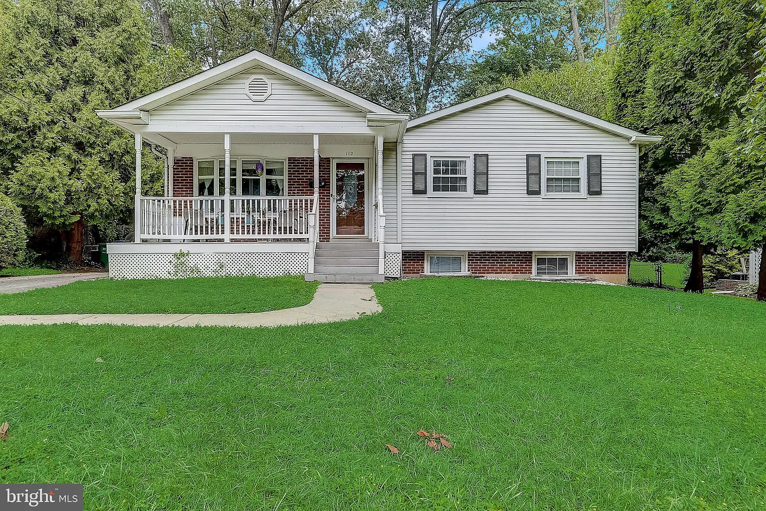 112 Woodland Rd photo 1