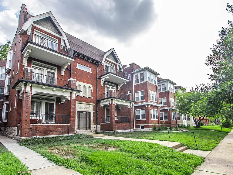 6016 Waterman Blvd #3E — Photo 3
