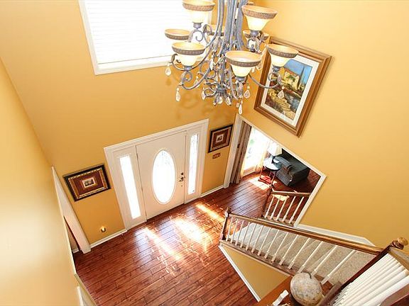 5th image of 2107 Sycamore Hills Dr