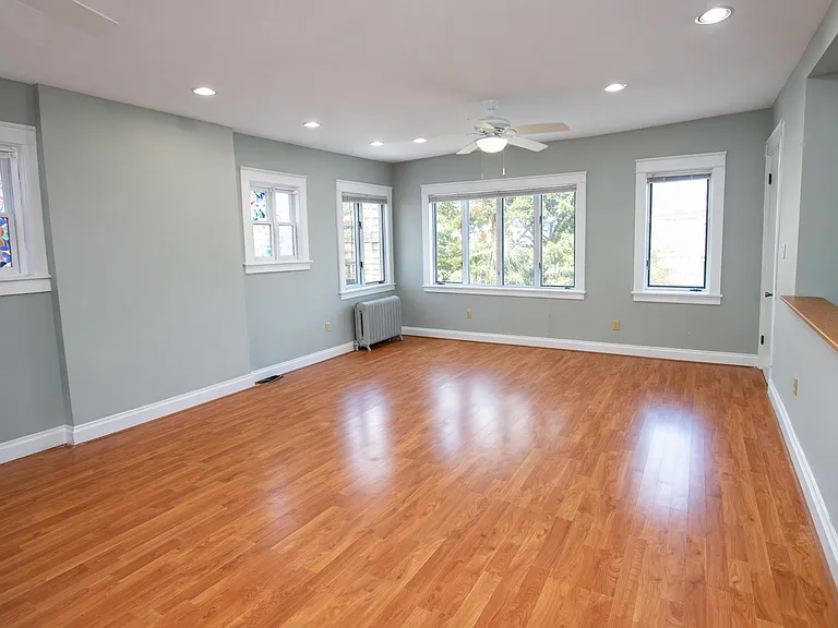 6554 Darlington Rd — Photo 1