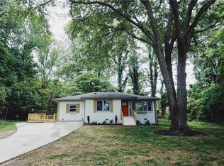 3529 Linecrest Rd, Ellenwood, GA 30294