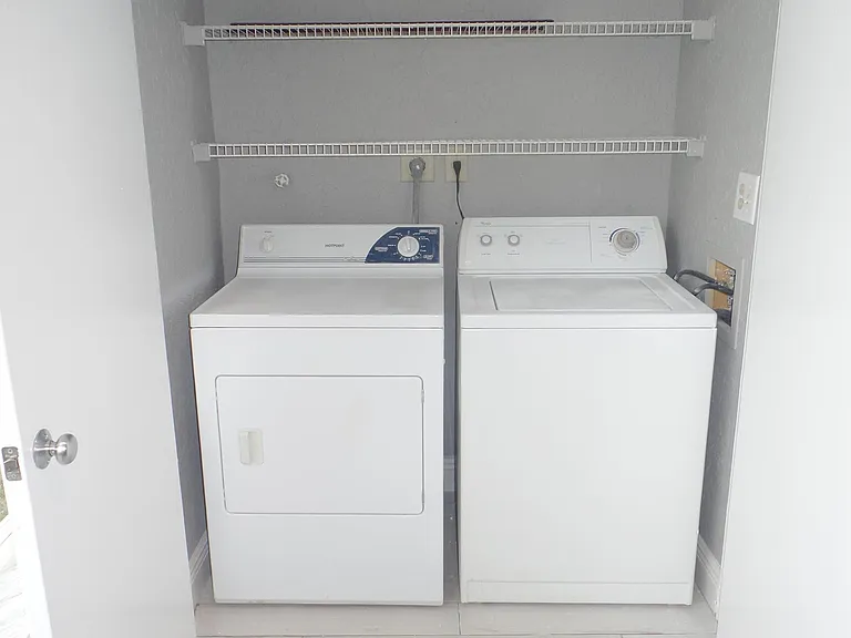 2851 N Oakland Forest Dr #111 — Photo 15
