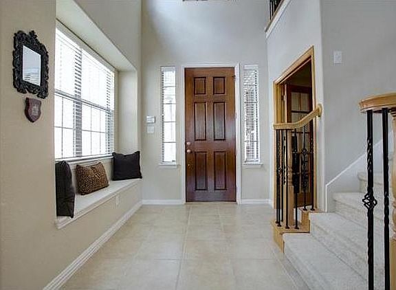 3rd image of 1360 Cog Hill Dr