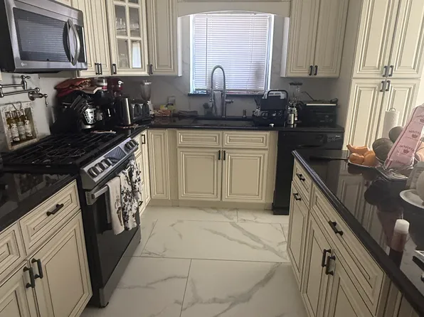 (undisclosed Address), Bronx, NY 10465
