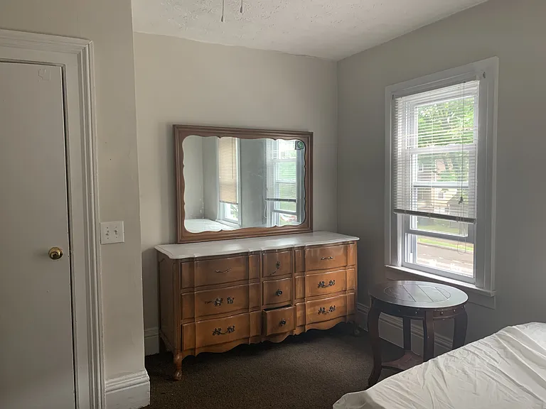 1225 S Plymouth Ave #4 — Photo 9