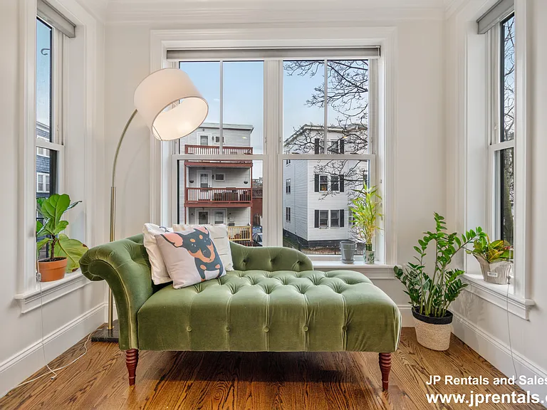 136 Sydney St #5 — Photo 12
