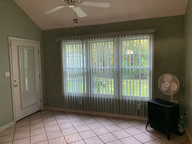 480 Shellbank Dr — Photo 13