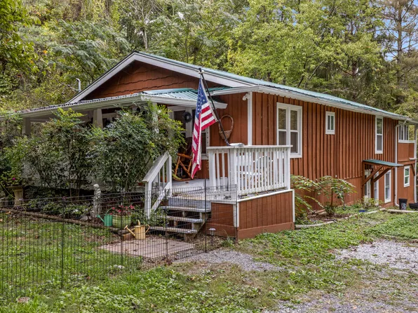 5000 Sawyer Rd, Signal Mountain, TN 37377