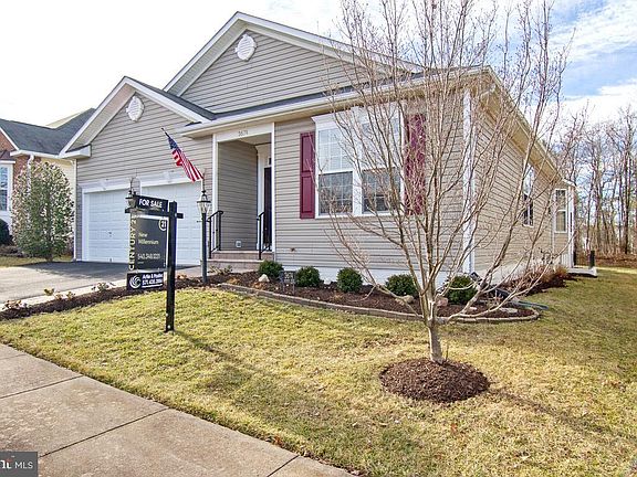 2nd image of 3674 Osborne Dr