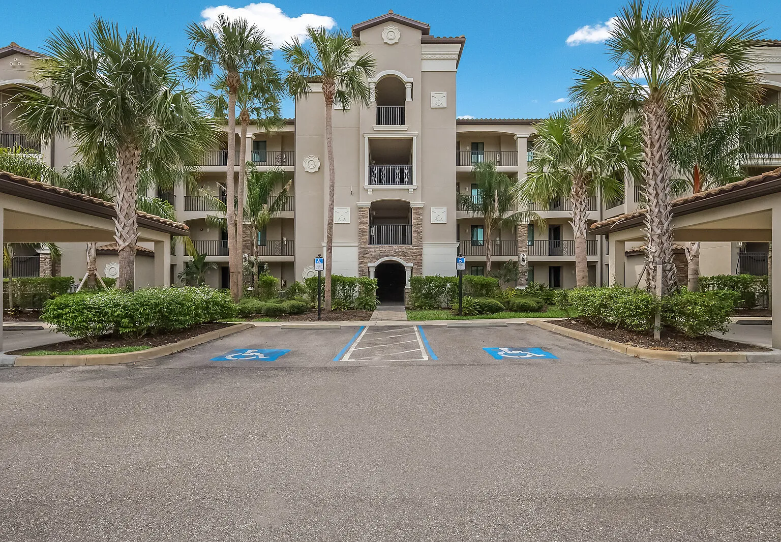 2 bed, $3,800 — Photo 3