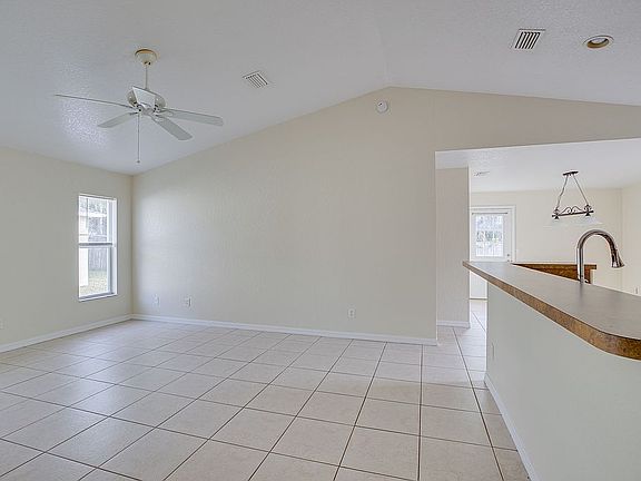 5th image of 1356 26th Ct SW