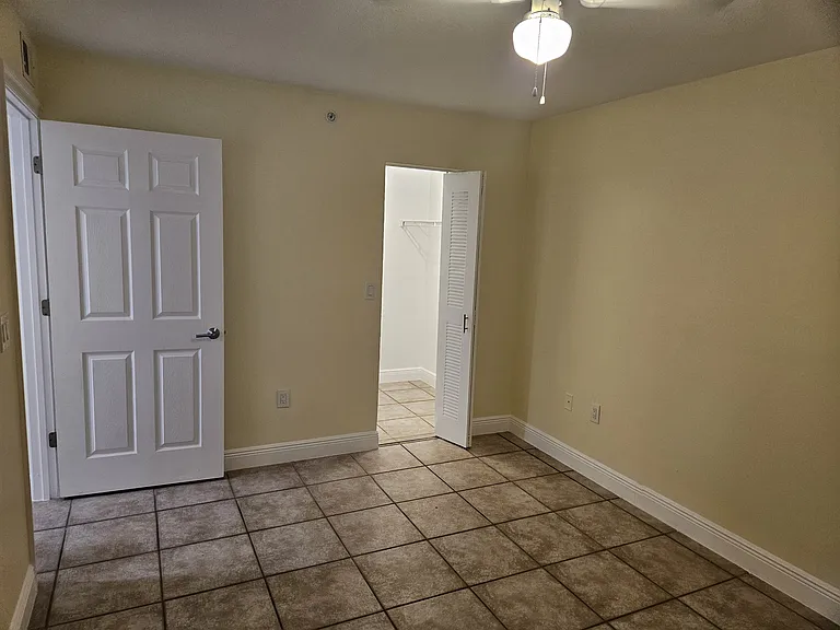 3419 Winkler Ave #503 — Photo 22