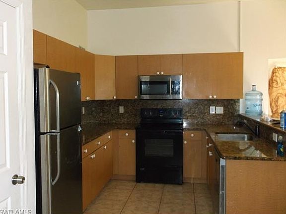 5th image of 1118 Angelo Ave