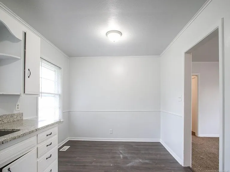 2536 W Easton St N — Photo 13