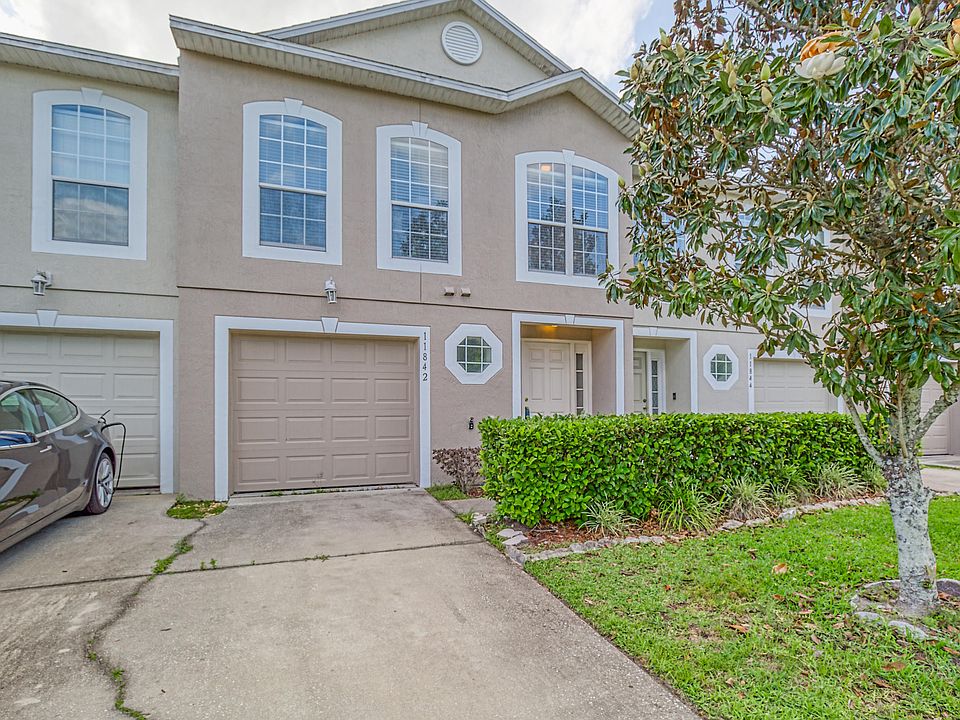 1st image of 11842 Lake Bend Cir