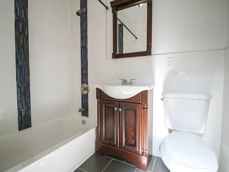 1131 Decatur St #3 — Photo 20