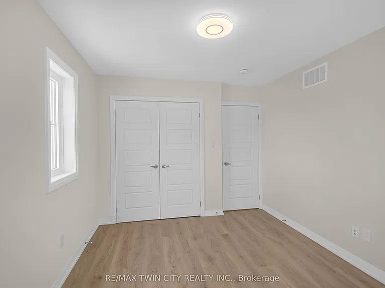 677 Park Rd N #17 — Photo 38
