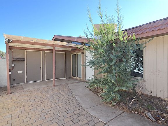 2nd image of 601 N May APT 35
