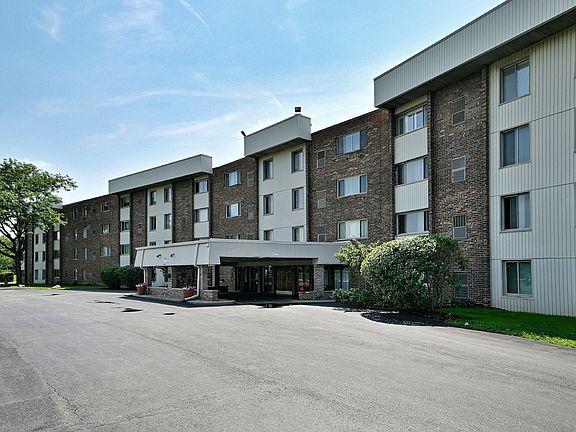 3rd image of 841 N York Rd #226