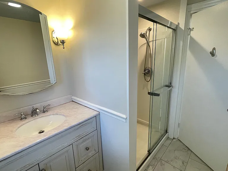 176 Harmony Ct — Photo 17