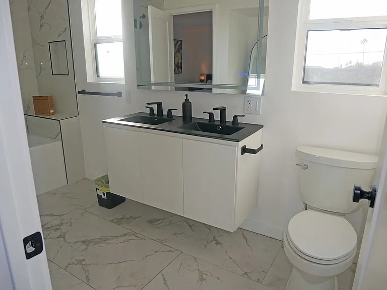 2215 8th Ave — Photo 33