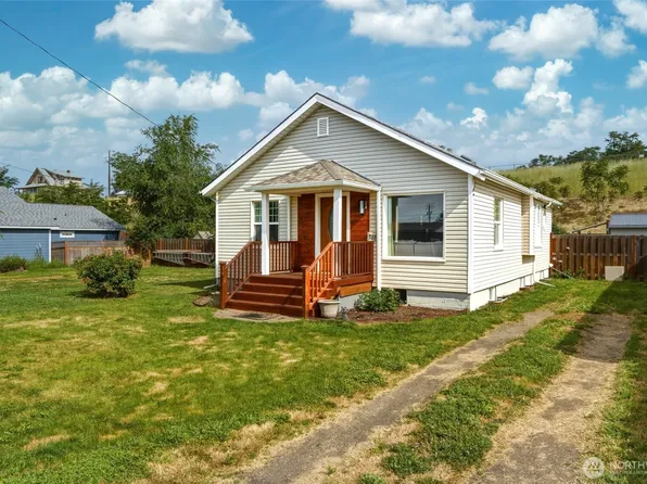 748 Carrie Avenue, Walla Walla, WA 99362