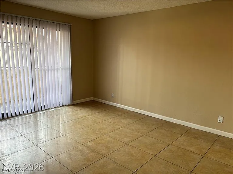 2080 Karen Ave #17 — Photo 13