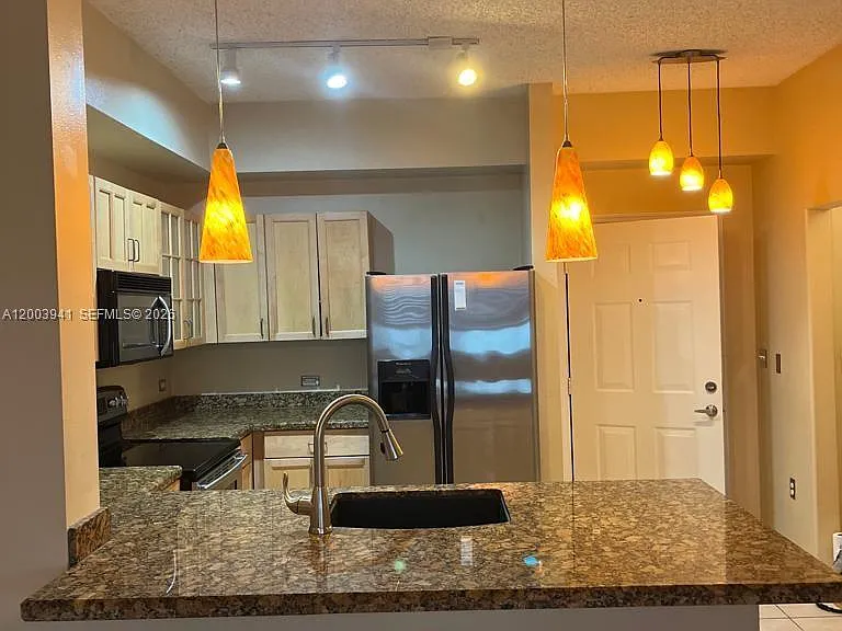 533 NE 3rd Ave #238 — Photo 3