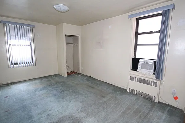 Sold by Maximillion Realty, Inc. | media 11