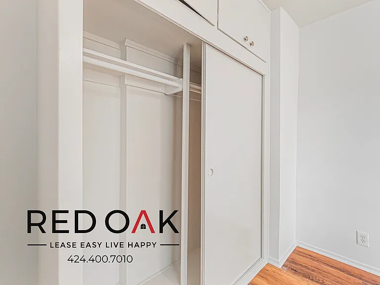 1016 N Edinburgh Ave #9 — Photo 20