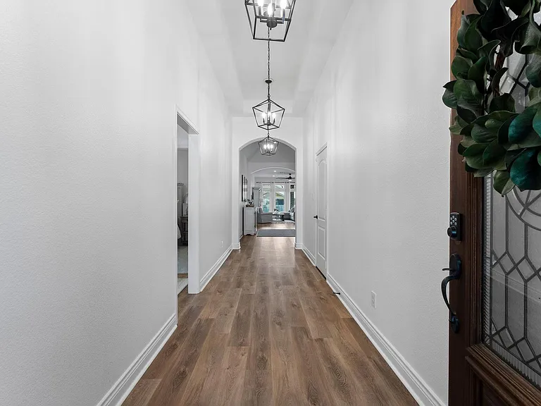 239 Forest Peak Way — Photo 7