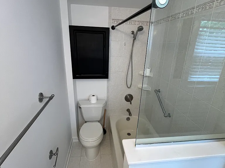 15 Whitfield Pl — Photo 6