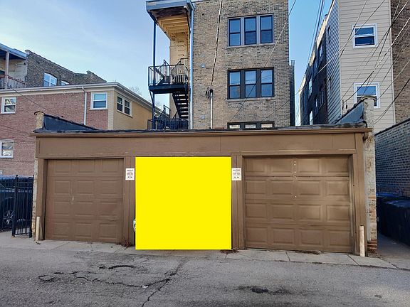 3rd image of 6247 N Francisco Ave APT 2