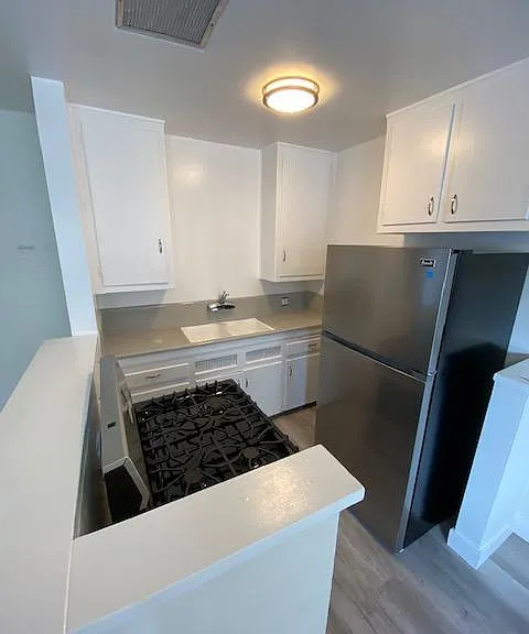 10700 Francis Pl #9 — Photo 1