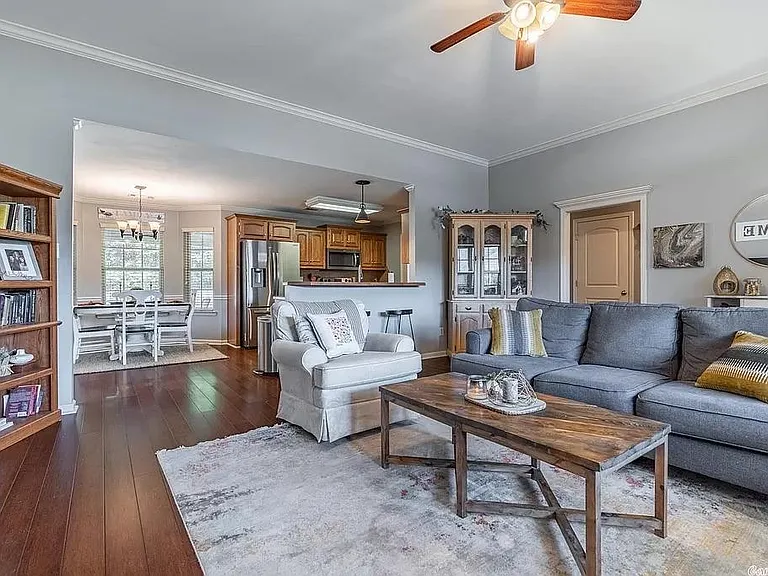 5334 Buckingham Pl — Photo 7