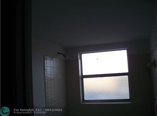 3520 NW 110th Ln #B, Pompano Beach, FL 33065