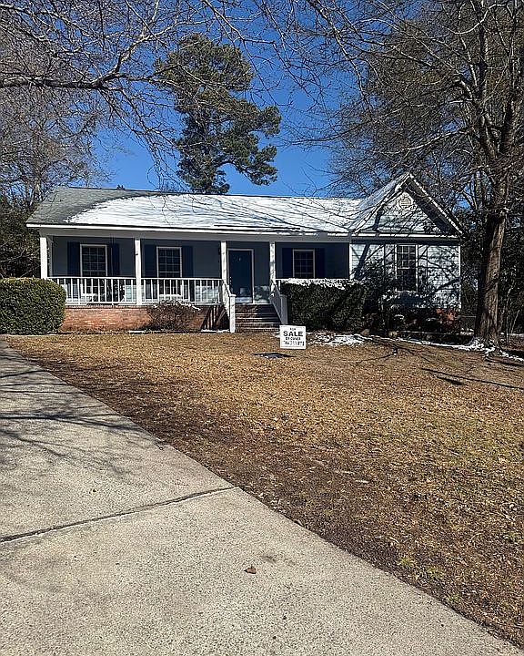 1st image of 533 Hillcrest Dr
