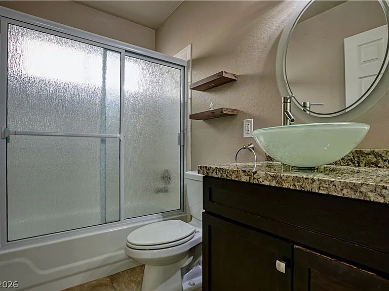 3956 Clear View Dr — Photo 18