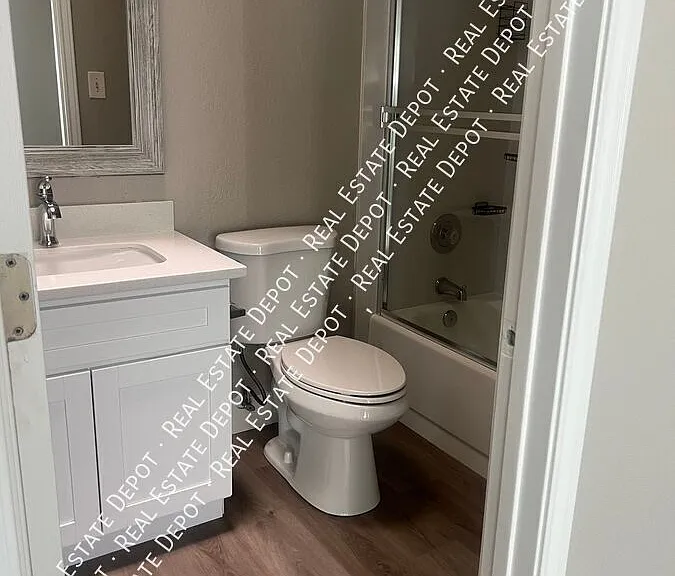 1152 Johnson Ct — Photo 32