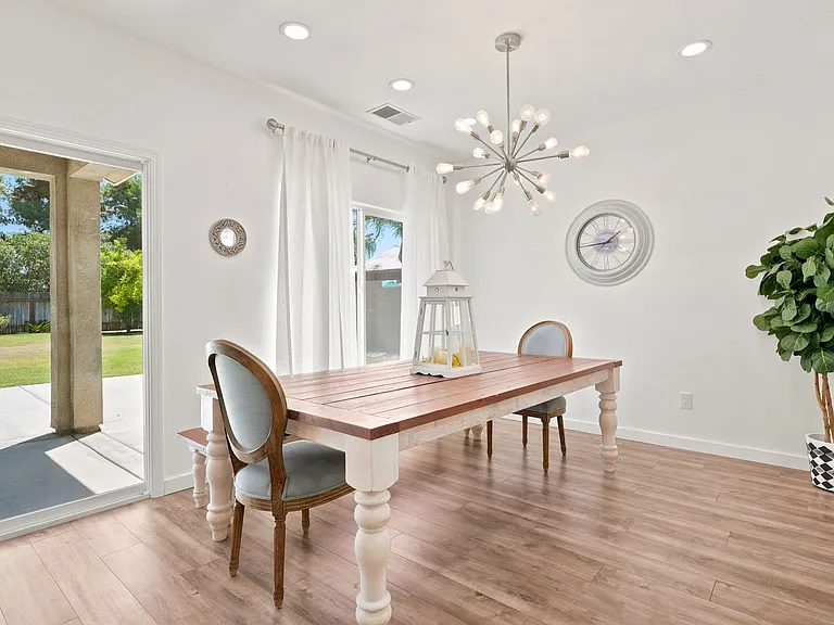 11505 Equinox Ave — Photo 14