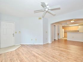 114 SW Peacock Blvd