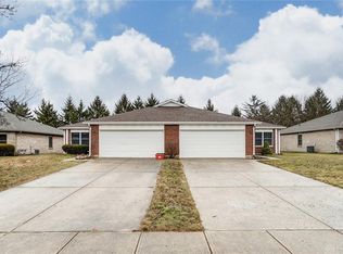 283-285 Woodlawn Dr, Tipp City, OH 45371