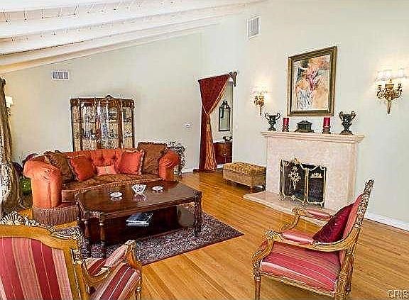 4th image of 16838 Calahan St
